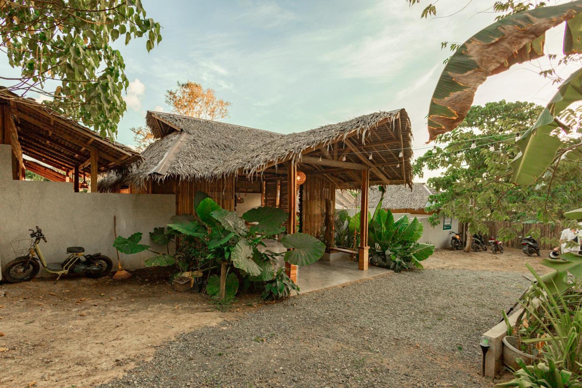 Domes And Dreams Lio Glamping Hotel El Nido Exterior photo